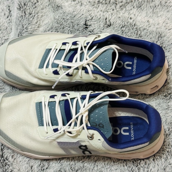 LIKE NEW Worn Once! On Running Women’s Cloudvista-W8.5 in Frost|Mineral - Picture 8 of 11